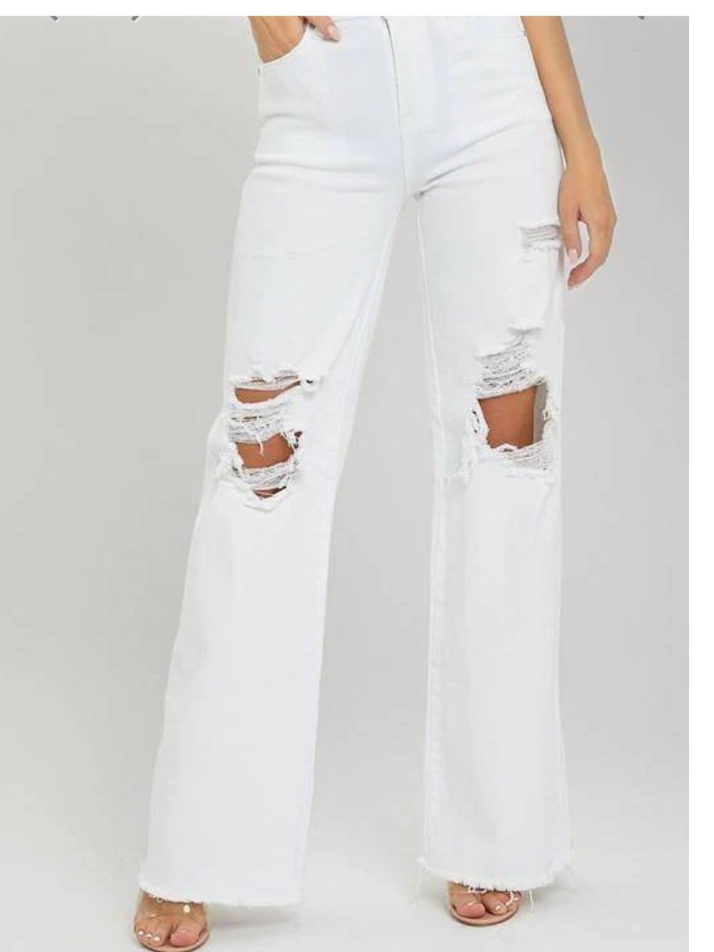 NWT RISEN WHITE DISTRESSED RAW HEM JEANS